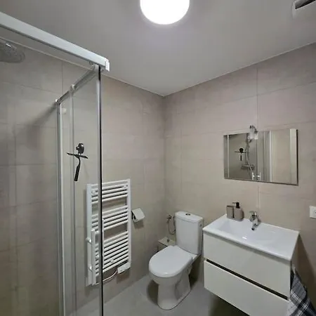 302 - 2 Pieces Equipe A Apartmán *